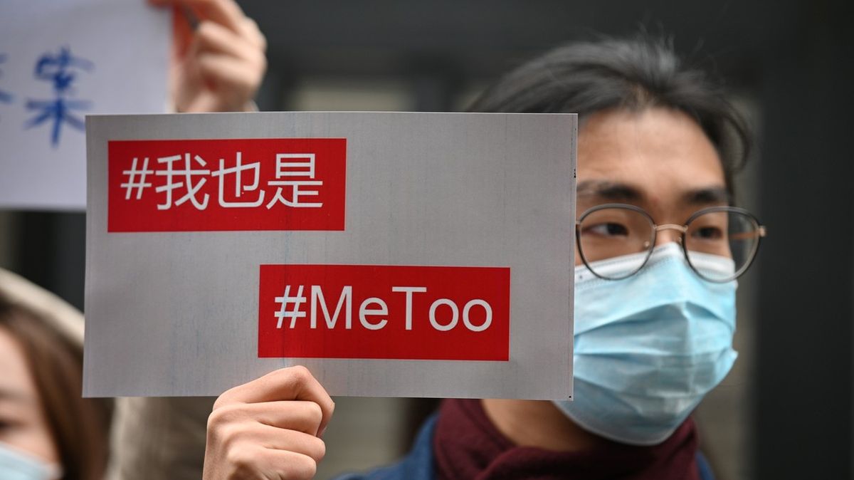 #MeToo dorazilo do Číny. Stážistku měla sexuálně obtěžovat hvězda CCTV
